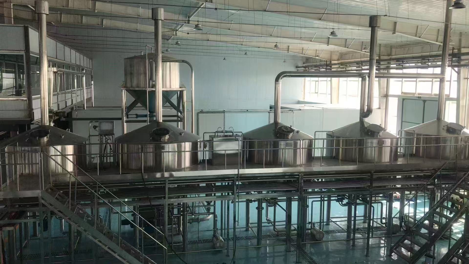 龙山精酿啤酒设备厂—精酿啤酒设备主要生产工艺与核心技术
